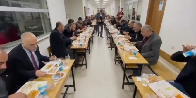 Mamak Ekin Mahallesi Muhtarlığı'ndan 200 kişiye iftar yemeği