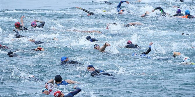 Avrupa Triatlon Kupası ikinci gün yarışları Mersin'de başladı