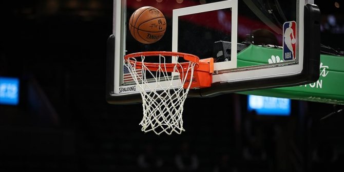 NBA'de play-off heyecanı, 4 maçla başladı