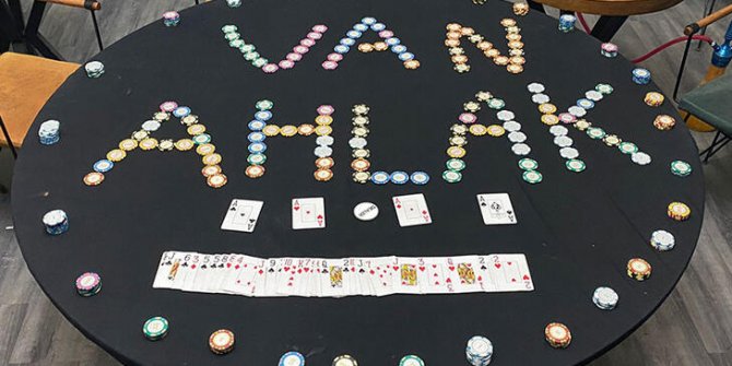 Van'da iş yerine kumar baskını: 8 kişiye 14 bin lira ceza