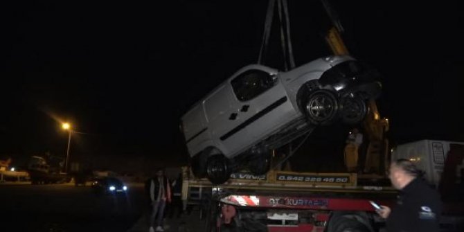 Arnavutköy'de denize uçan hafif ticari araç kamerada