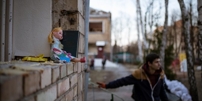 Ukrayna: Rusya'nın saldırılarında 205 çocuk öldü
