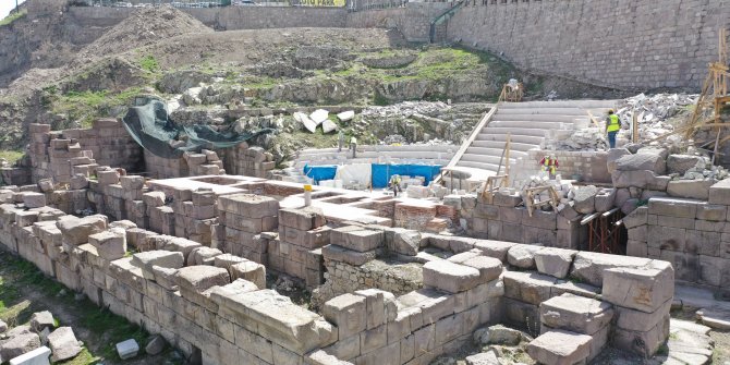 Antik Roma Tiyatrosu restorasyon çalışmaları büyük oranda tamamladı