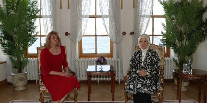 Emine Erdoğan, Bulgaristan Cumhurbaşkanı Rumen Radev'in eşi ile bir araya geldi