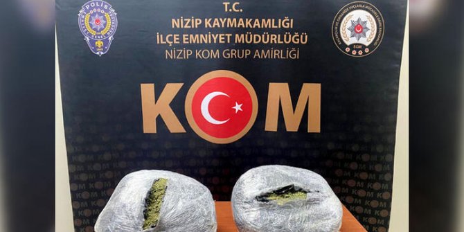 Takside 10,5 kilo esrar ele geçirildi
