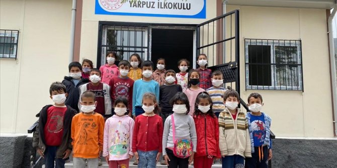 Osmaniye'de yangında zarar gören okulun yerine yenisi yapıldı