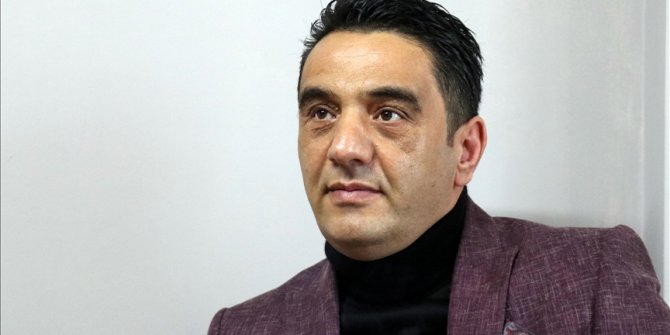 Şair Bülent Parlak vefat etti