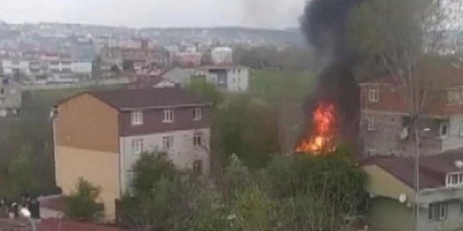 Arnavutköy'de gecekondu yangını korkuttu