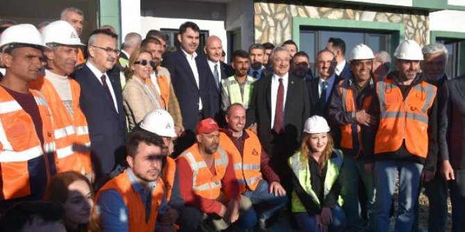 Bakan Kurum: İzmir'de 13 bin 500 konut inşa edildi