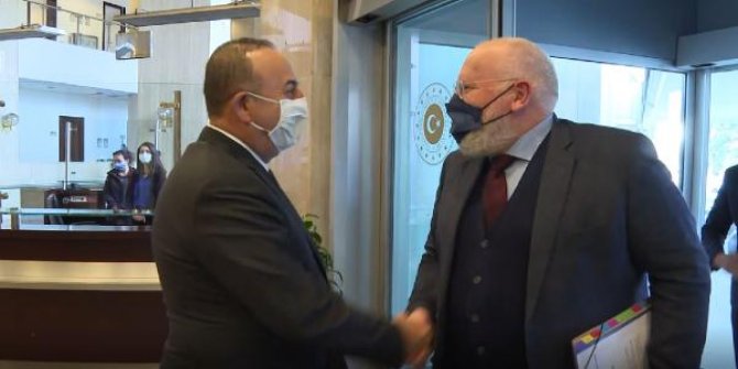 Bakan Çavuşoğlu, AB Komisyonu Başkan Yardımcısı Timmermans ile görüştü