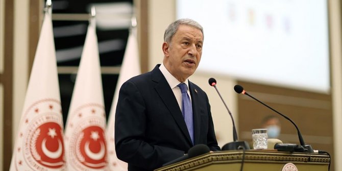 Bakan Akar'dan 'mülteci' açıklaması!