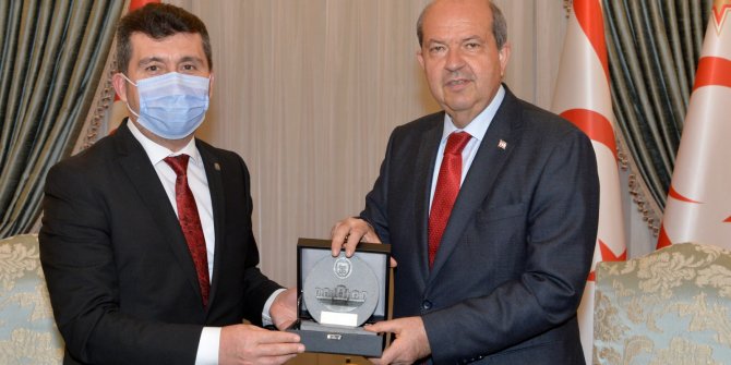 ASBÜ Rektörü Prof. Dr. Arıcan KKTC Cumhurbaşkanı Ersin Tatar’ı ziyaret etti