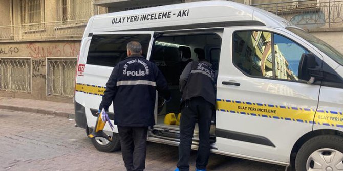 Özbekistanlı kadın, evinde bıçaklanmış olarak ölü bulundu