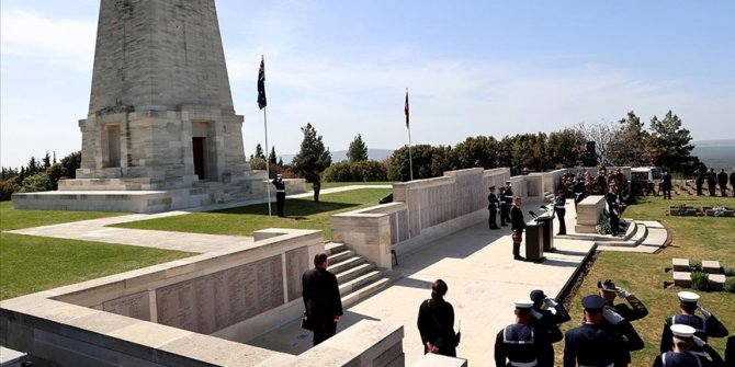 Çanakkale Kara Savaşları'nın yıl dönümünde Lone Pine Anıtı’nda anma töreni düzenlendi