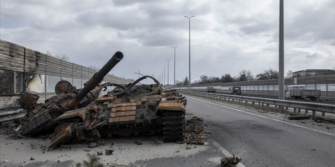 Ukrayna: Rus ordusu 22 bin 100 asker, 184 uçak, 154 helikopter ve 918 tankını kaybetti
