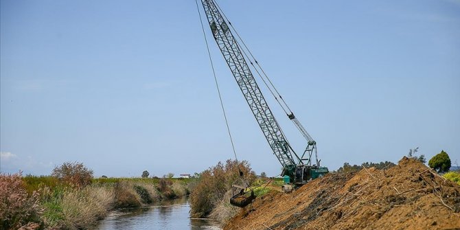 Küçük Menderes Nehri'ni kirlilik ve taşkından kurtaracak çalışmalarda sona gelindi