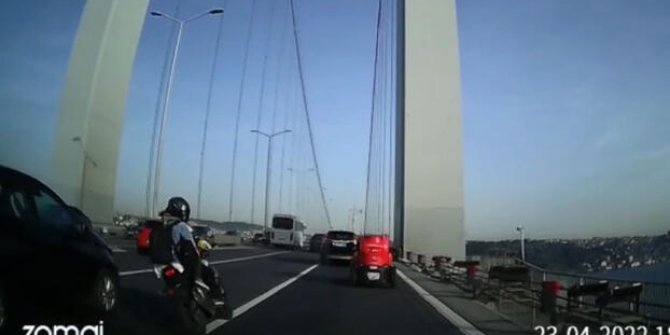 15 Temmuz Şehitler Köprüsü çıkışında motosiklet kazası