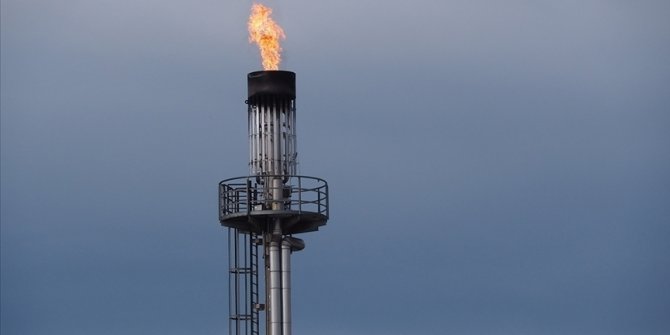 Petrol ve gaz ticaretinin trafiği değişiyor