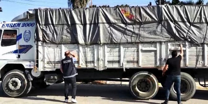 Mersin'de 5 milyon makaron ele geçirildi