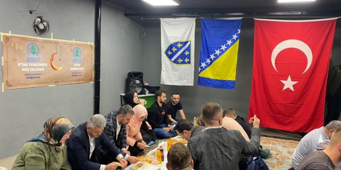 Başkan Çetin, Bosna Hersek'in Ahmiçi köyünde iftar yemeği verdi