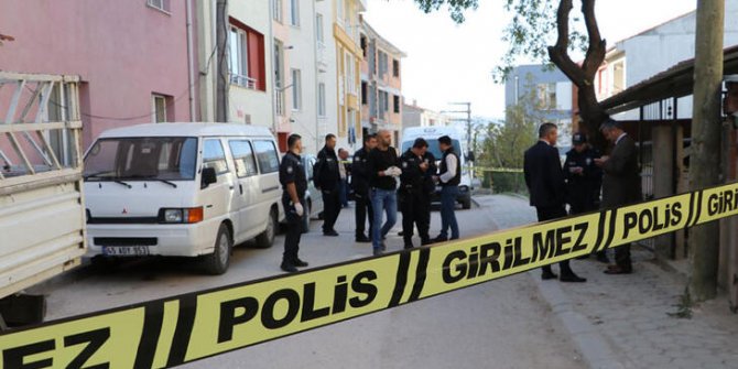 Kayınpederini öldürdü, eşiyle birlikte 4 kişiyi de yaraladı