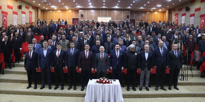 Ağrı'da çiftçilere 30 ton tohum dağıtıldı