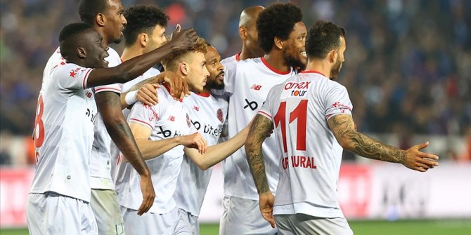 Antalyaspor, Süper Lig'de 13 maçlık yenilmezlik serisine ulaştı