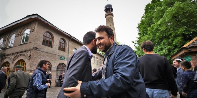 Dünyada Ramazan Bayramı kutlanıyor
