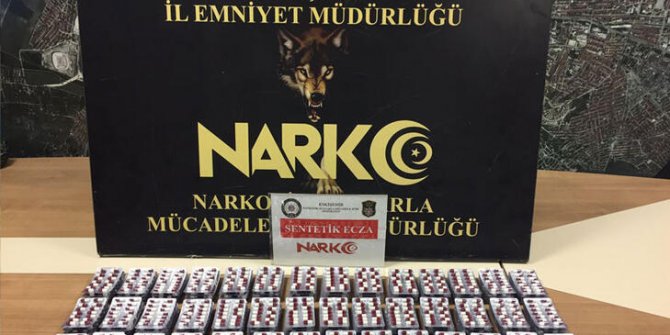 Valizde 3 bin 136 uyuşturucu hapla yakalanıp, tutuklandı