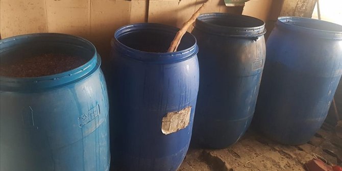 Adana'da 810 litre sahte içki ve 450 litre etil alkol ele geçirildi