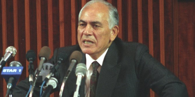 Eski bakanlardan Bekir Sami Daçe vefat etti