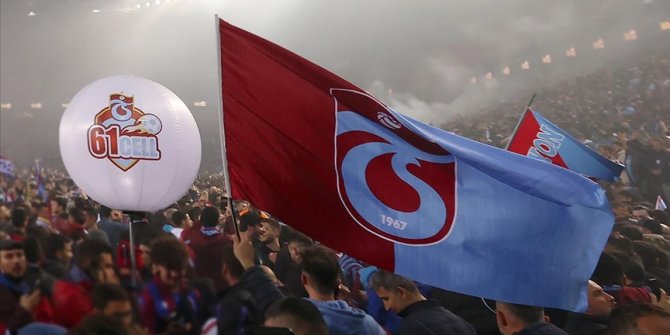 Borsada spor endeksi nisanda yükselirken, şampiyon Trabzonspor'un hisseleri negatif ayrıştı