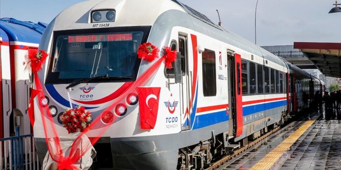 Diyarbakır-Batman seferleri yenilenen tren setleriyle başladı