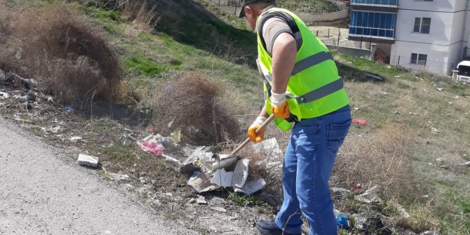 Yenimahalle sokaklarında temizlik çalışması yapıldı