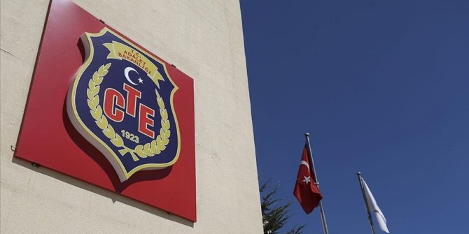 Kovid-19 izinlisi hükümlülerin 31 Mayıs'a kadar cezaevlerine dönmesi gerektiği bildirildi
