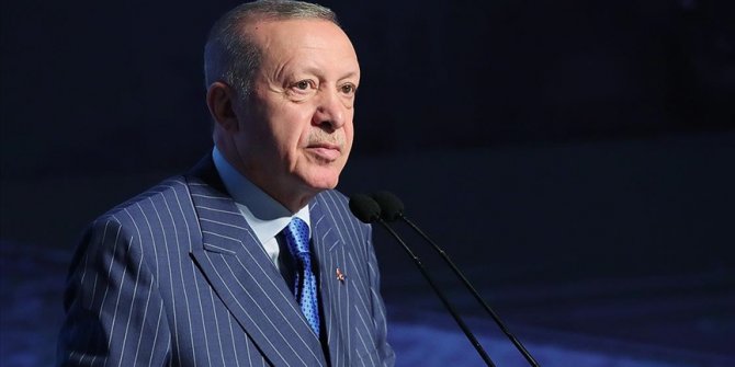 Cumhurbaşkanı Erdoğan: Suriyelileri katillerin eline ve kucağına atmayacağız