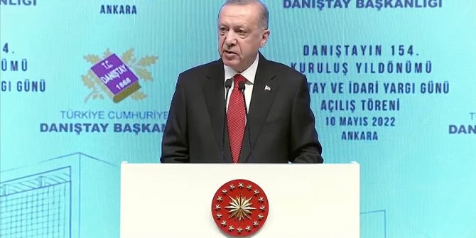 Cumhurbaşkanı Erdoğan: Milletimizi darbe mahsulü mevcut anayasadan kurtarma irademiz bakidir