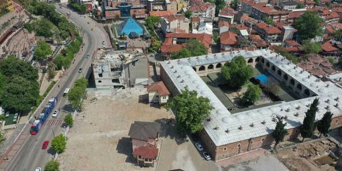 Bursa’da Tarihi Çarşı ve Hanlar Bölgesi’ndeki projede sona gelindi