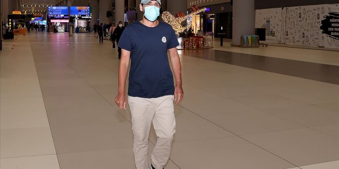 Bali açıklarında denize düştükten 66 saat sonra bulunan Türk kaptan İstanbul'a döndü