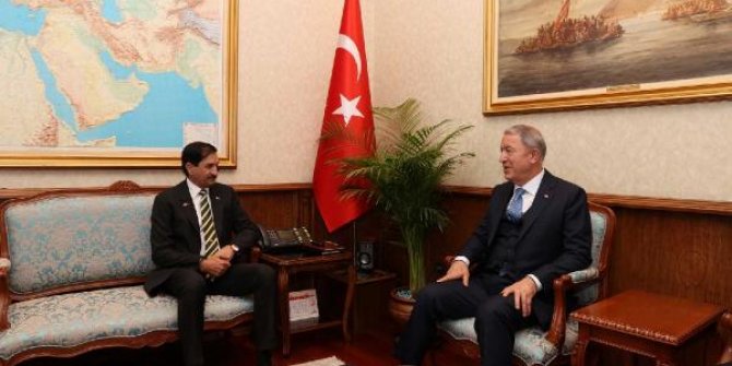 Bakan Akar, Pakistan Savunma Bakan Yardımcısı Hussain'i kabul etti
