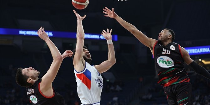 Anadolu Efes-Pınar Karşıyaka play-off çeyrek final serisinde ikinci maç yarın oynanacak