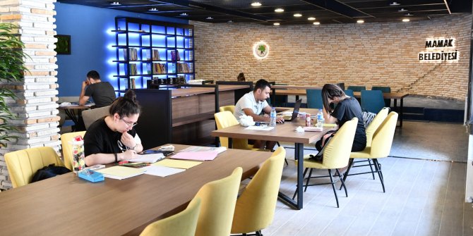 Mamak'ta kütüphanelerin sayısı artıyor