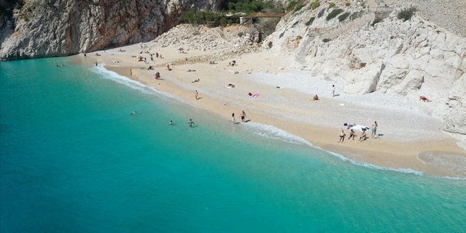 Antalya'daki Kaputaş 'Avrupa'daki en iyi 40 plaj' arasında gösterildi