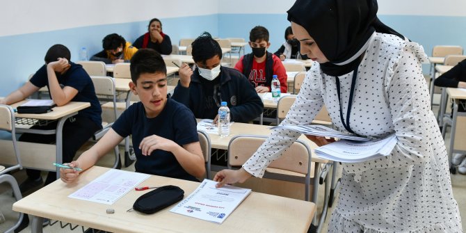 Büyükşehir Belediyesi öğrenciler için ödüllü ücretsiz deneme sınavı desteği sağlıyor