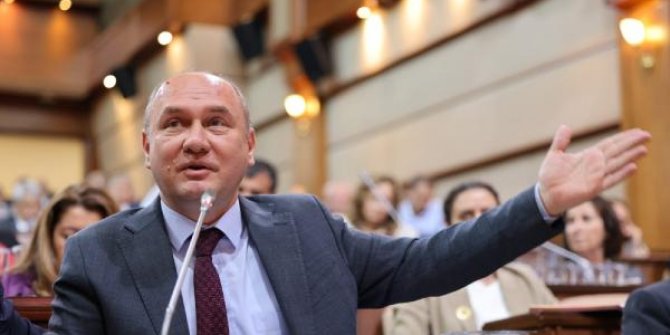 İBB meclisinde Karadeniz gezisi ve Şahmeran tartışması