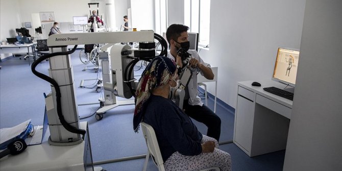 Robotik rehabilitasyon umutları 'ayağa kaldırıyor'