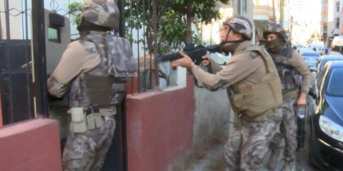 Mersin'de hava destekli uyuşturucu operasyonu