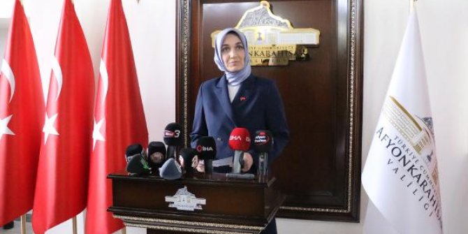 Afyonkarahisar'ın ilk kadın Valisi Yiğitbaşı görevine başladı