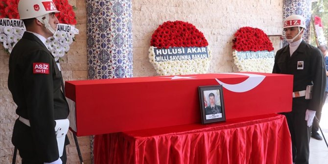 Şehit Onbaşı Şenel, memleketi Hatay'da son yolculuğuna uğurlandı