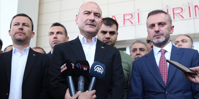Bakan Soylu, Niğde'deki otobüs kazasında yaralananları hastanede ziyaret etti